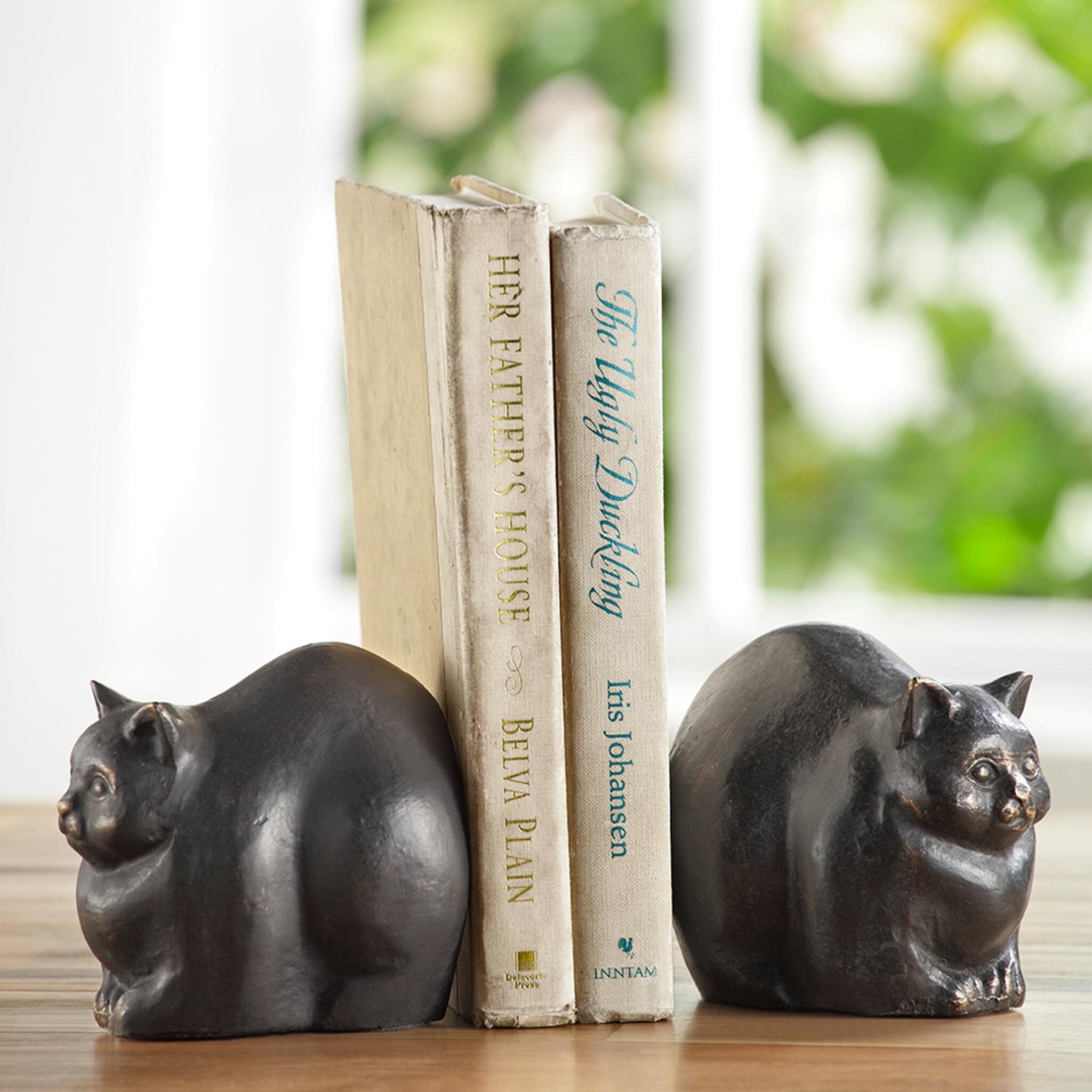Chubby Cat Bookends #1